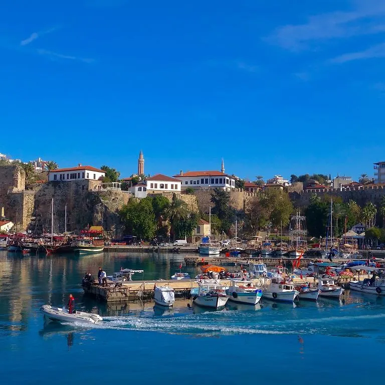 Hadrian Gate Hotel Antalya 2*,