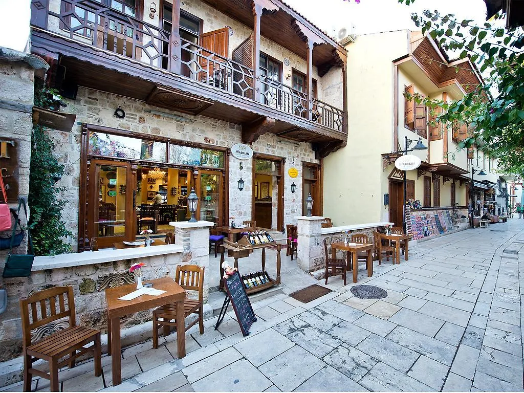 Hadrian Gate Hotel Antalya 2*,