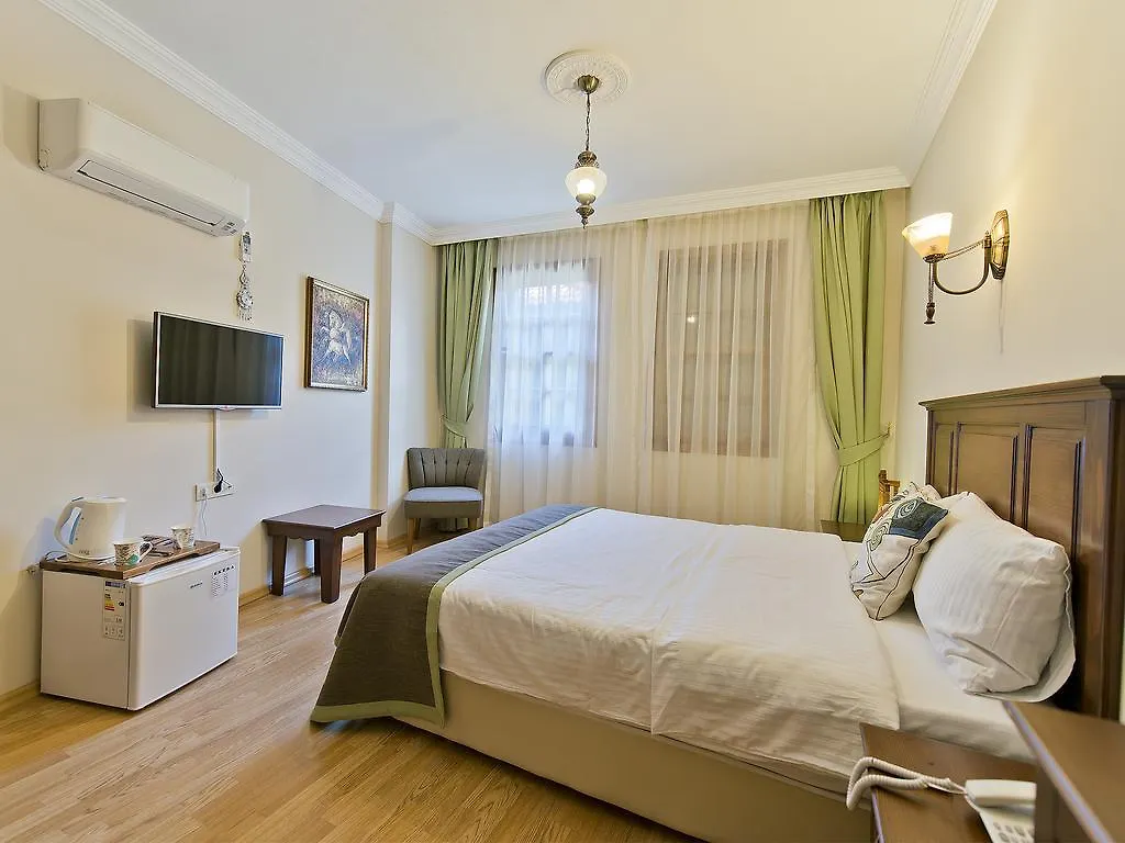 Hadrian Gate Hotel Antalya 2*,  Türkiye
